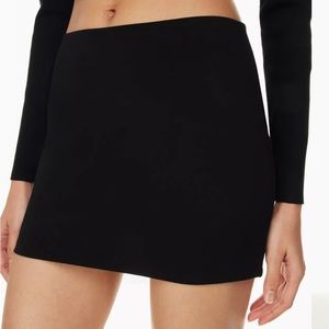 Aritzia Sunday best Nora skirt in black